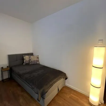 Moderne Wohnung Mit 4 Betten Bochum Exterior foto